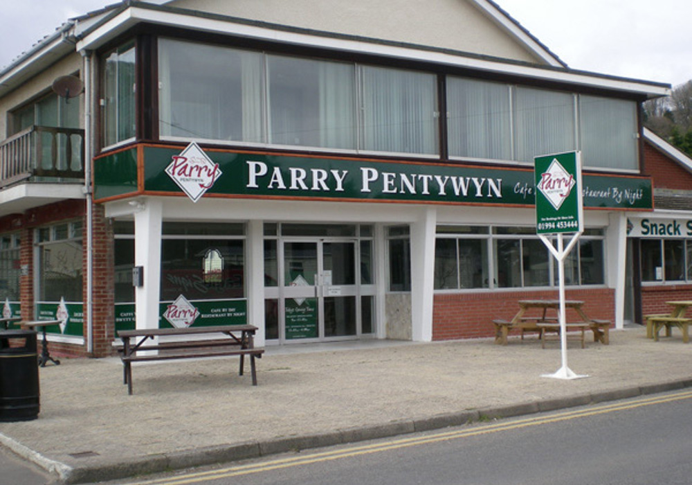 Parrys Restaurant shopfront with green fascia and large windows